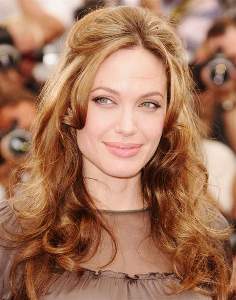 ¡felicidades Angelina Repasamos 40 De Sus Looks Más Icónicos Foto 12