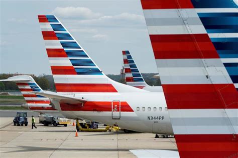 American Airlines Envoy To Close New York City Bases Memo Shows Reuters