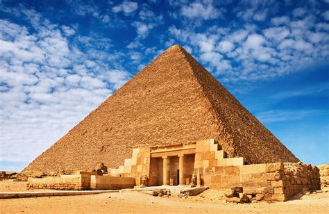 The Great Pyramids Of Giza World Wonders Totes Newsworthy