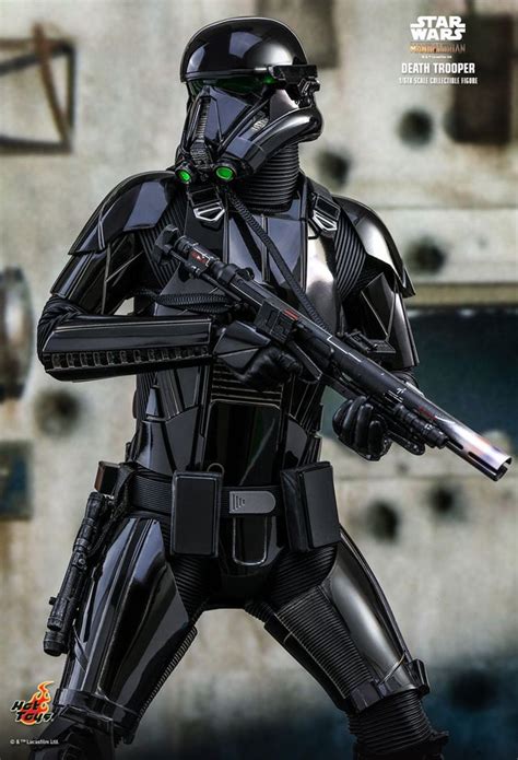 Stars like our sun live for about 10 billion years. Hot Toys: Star Wars The Mandalorian - Death Trooper