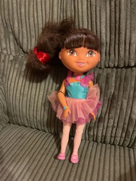 Fisher Price Dora The Explorer Dance And Sparkle Ballerina Doll Sings
