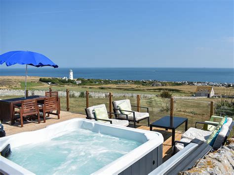 Lloyds Cottage Ref Ukc2723 In Portland Near Weymouth Lodges With Hot Tubs Dorset Holiday