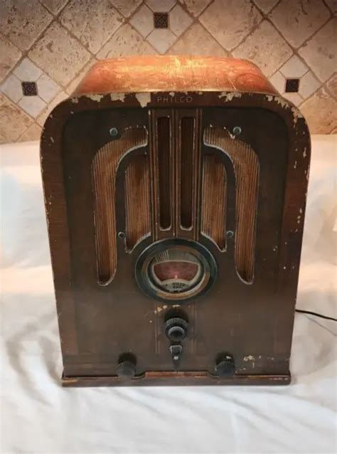 Vintage S S Philco Model Tombstone Table Am Air Radio