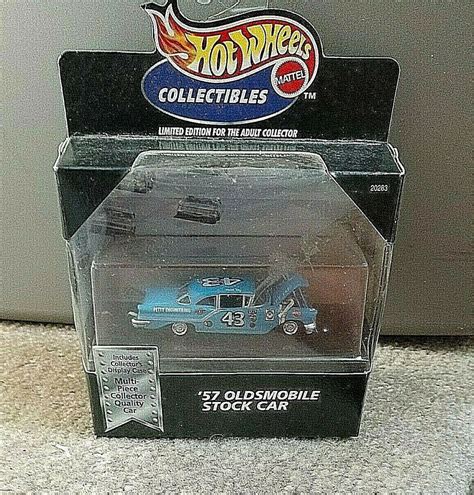 Hot Wheels Collectibles ‘57 Oldsmobile Stock Car New 20283 1957