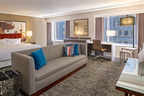 Hotel Rooms Downtown Chicago Magnificent Mile Accommodation The Westin