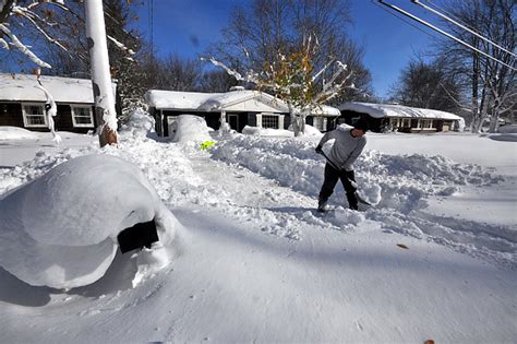 Buffalo Ny To Set Snowfall Record In 2015