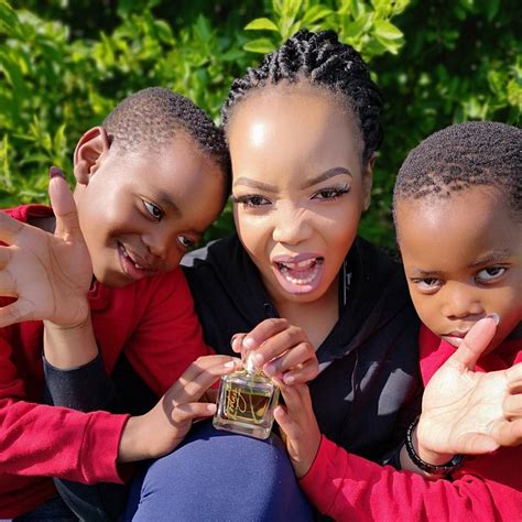 Thembisa was married to atandwa kani but they separated in 2016 during an interview with anele mdoda in 2017, thembisa said that the two went through 'all those. Thembisa Mdoda - Entertainment Now