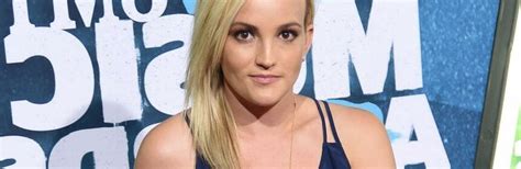 Jamie Lynn Spears Opens Up About Mental Health Struggles Reflects On Being A Teen Mom Hot