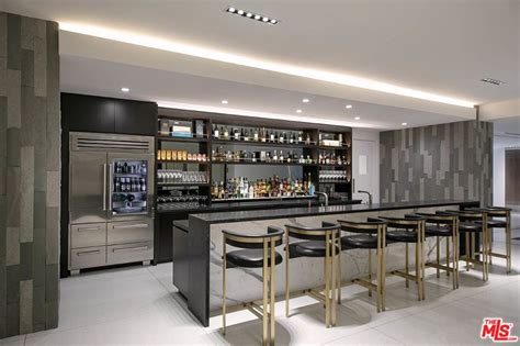 We have combined the most modern and stylish chandeliers for those who do not give up elegance in living spaces. 31,000 Sq. Ft. Mansion in Los Angeles | Bars for home ...