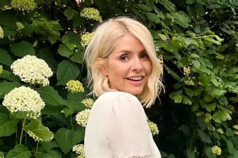 Holly Willoughby Urges Fans In Message After Sudden This Morning