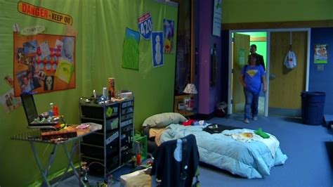 Can You Spot The Drug Signs In A Teens Bedroom Abc11 Raleigh Durham