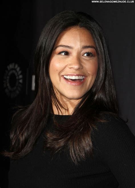 Gina Rodriguez No Source Beautiful Babe Celebrity Posing Hot Sexy Nude Celebrities Mobile