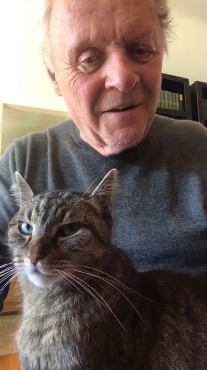 Anthony Hopkins Plays Piano For His Cat Niblo Please Enjoy Anthony
