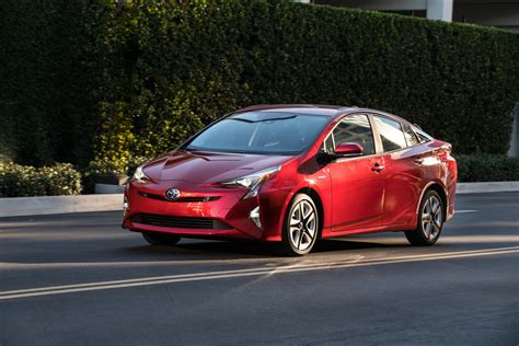 2016 Toyota Prius Pricing In The Us Starts At 24200 Autoevolution