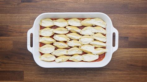 Stuffed Shells With Cottage Cheese Filling Vegetarian Dinner