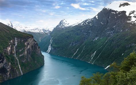 Geiranger River In Norway Hd Nature Wallpaper Hd Wallpapers