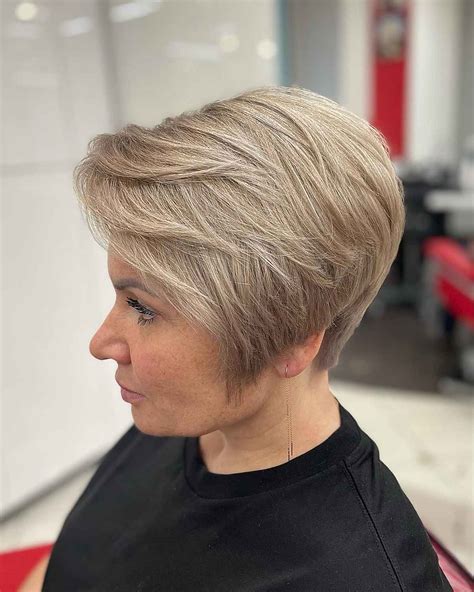 15 Short Stacked Pixie Bob Haircuts For A Cute And Sassy Look