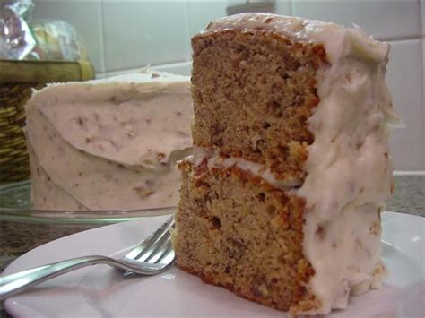 Then i stirred pudding mixture into cream cheese mixture, i added whipped topping and mixed until completely combined. Banana Nut Cake With Cream Cheese Frosting (Paula Deen ...