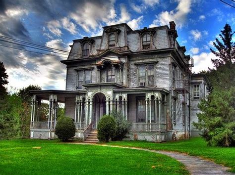 Upstatenewyork Love To Fix Up This Beauty Dream Home Abandoned