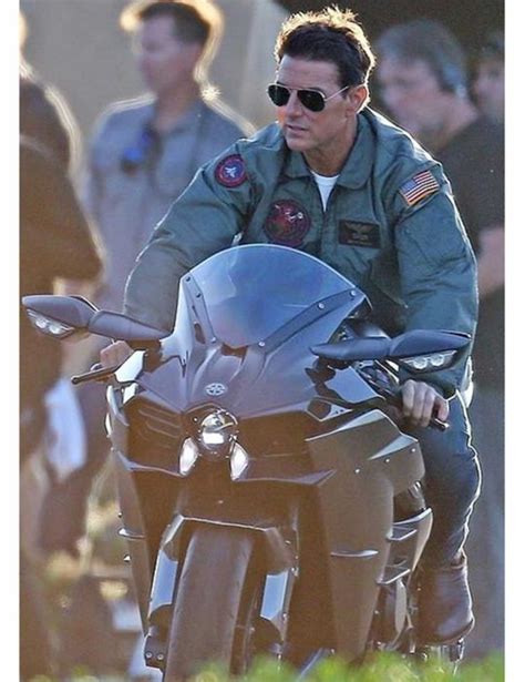 Tom Cruise Top Gun Maverick Outfits H Jackets Blog