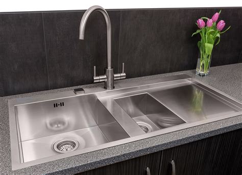 Luxury Sinks All You Need To Know · Phpd Online