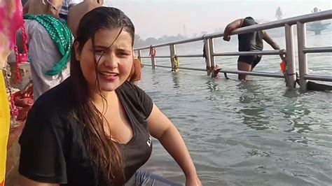 Chubby Desi Girl Huge Boobs Cleavage In Wet Black Tshirt Mkv Snapshot