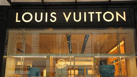 Today, the maison remains faithful to the spirit of its founder, louis vuitton, who invented a genuine art of travel through luggage, bags and accessories which were as creative as they were elegant and practical. SEOUL, SOUTH KOREA - JANUARY 25, 2015: Louis Vuitton Sign ...