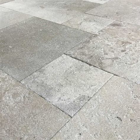 Manoir Grey Authentic French Limestone Flooring Natural Stone Consulting