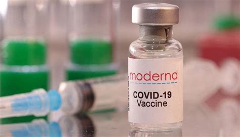 إدارة الأغذية والعقاقير الأمريكية تمنح الموافقة الكاملة للقاح موديرنا