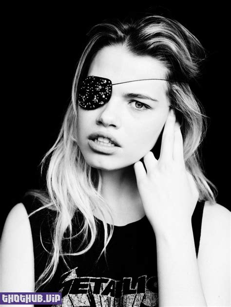 Hot Hailey Clauson Topless Pictures Exposed Finally