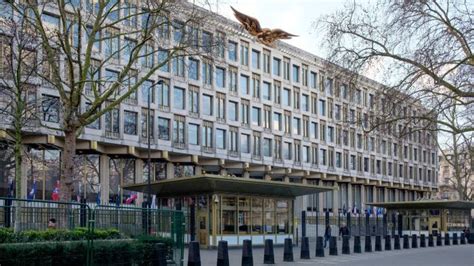 Qatar Wins Approval To Turn Us Embassy In London Into Hotel Financial Times