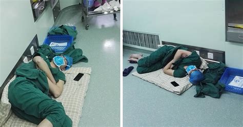 Surgeon Caught Asleep On The Floor After Epic 28 Hour Shift And Now His Photos Are Going Viral