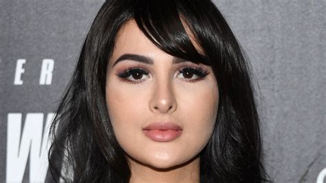 Know About The Relationship Status Of You Tube Star Sssniperwolf Know