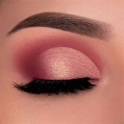 Follow Me On Twitter Chloeannatweetsfor More Makeup Eyeshadow Pink