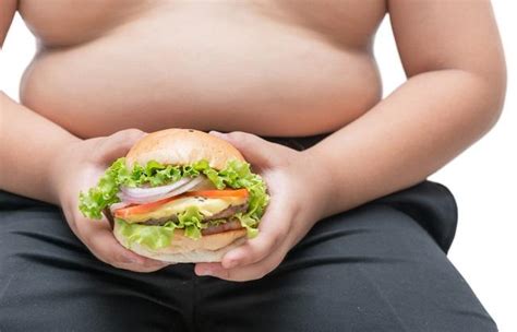 Peligros para la salud que acechan en los niños obesos