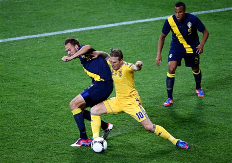 Check all the live updates of team news, lineup, head to head stats of uefa euro 2020 round of 16 game between sweden and ukraine on times of india.read less. Andreas Granqvist Photos Photos - Ukraine v Sweden - Group D: UEFA EURO 2012 - Zimbio