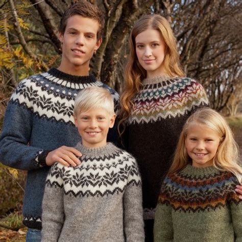 Jubilæumssweater Strikkeopskrifter Sweatermønstre Fair isle strikning