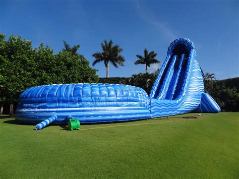 Popular Commercial Giant Inflatable Hurricane Cyclone Water Slides For