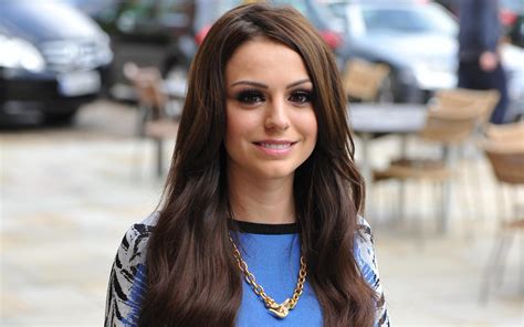 Descargar Fondos De Pantalla Cher Lloyd El Cantante Británico Sonreír