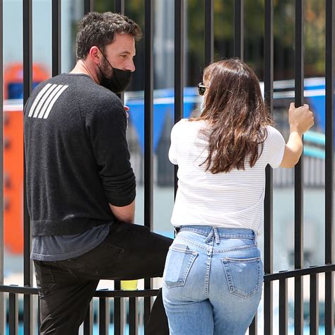 Ben Affleck, Jennifer Garner Meet Up Amid J. Lo Dating Rumors: Photos