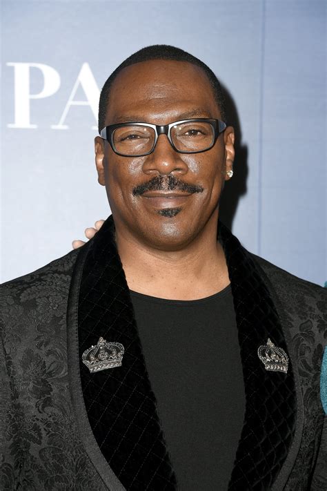 Eddie Murphy Hosts Saturday Night Live For The Very First Time In 35