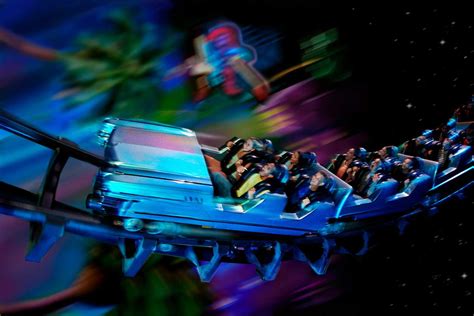 Rock N Roller Coaster Is One Of Disneys Most Thrilling Rides — Heres How It Works Travel