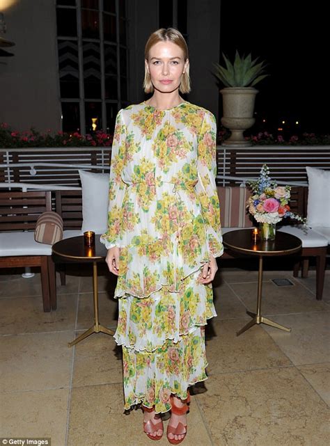 Lara Bingle Flaunts Slender Frame At Zimmermann Dinner Daily Mail Online