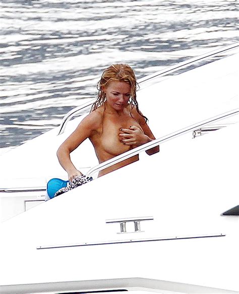 Geri Halliwell Gefangen Oben Ohne Porno Bilder Sex Fotos Xxx Bilder 345373 Pictoa