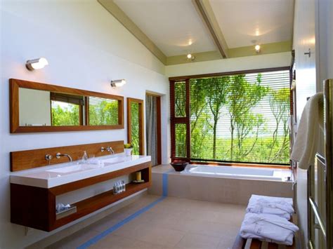 37 Amazing Bathroom Designs That Fused With Nature