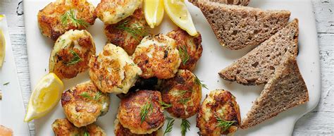 Moist, juicy with 5 mins prep time. Smoked cod fritters | Recipe in 2020 | Spanish tapas ...