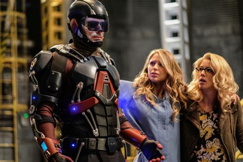 Arrowverse Crisis On Earth X The Flashsupergirllegends Of