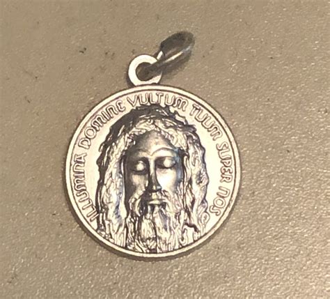 Holy Face Medal Medium Size His Holy Face