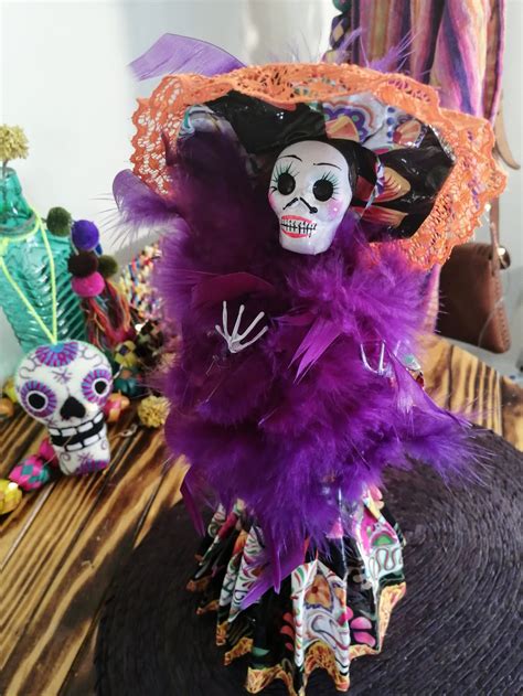 Catrina Skeleton Papier Maché Escultura Mexicana Con Colores Etsy