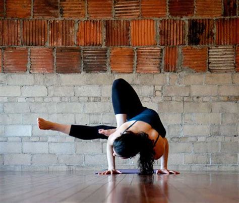 25 Increíbles Poses De Yoga Que La Mayoría De Las Personas No Pensaría